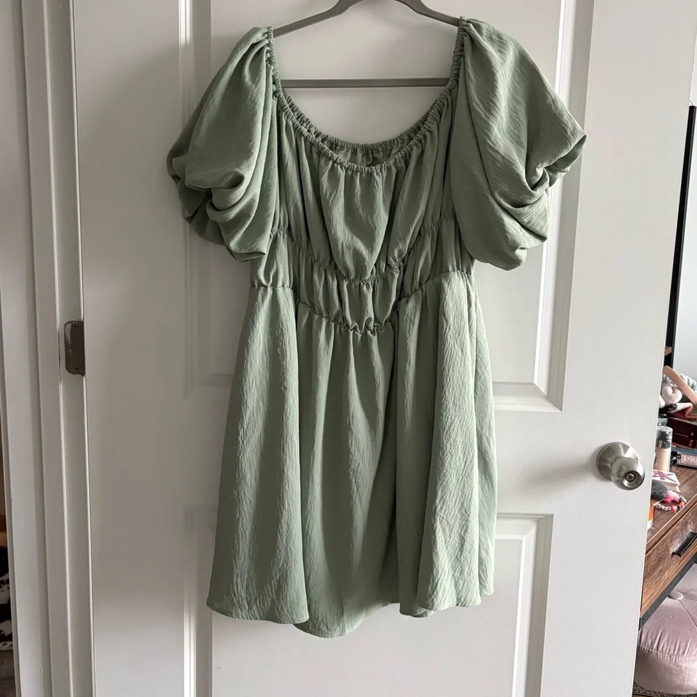 Off-Shoulder Green Mini Dress - Picture 2 of 5